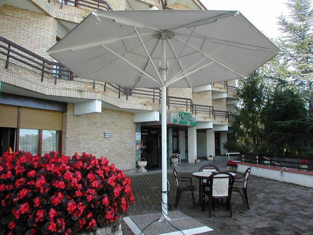 Hotel Rey Sancho Ramirez Somontano Sl บาร์บัสโตร ภายนอก รูปภาพ